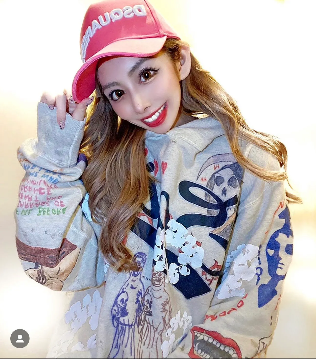 DENIM TEARS × ©SAINT M×××××× "SAINT TEARS" Graffiti Hoodie Joint Model Cotton Graffiti Hoodie Fully Printed Washed Distressed Holes Vintage Sweatshirt Gray S-XL Super Heavy Duty! The whole piece is printed with 35 screens and counterpoint printing!